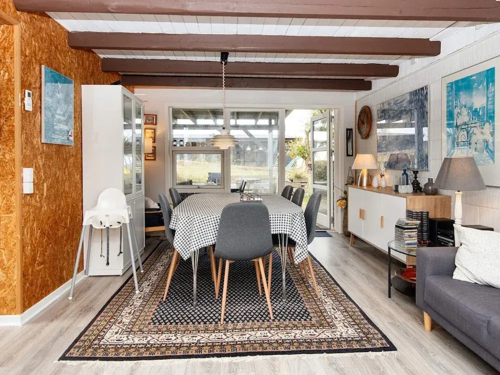 6 person holiday home in Ebeltoft