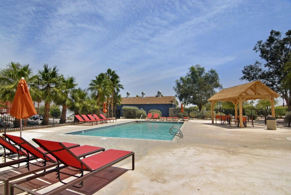 Palm Canyon Hotel and RV Resort