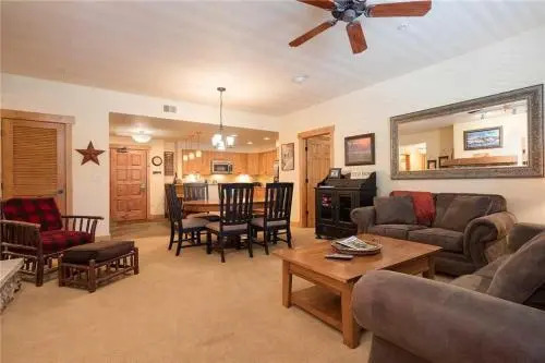 4208 Aspen Lodge Trappeur's Crossing