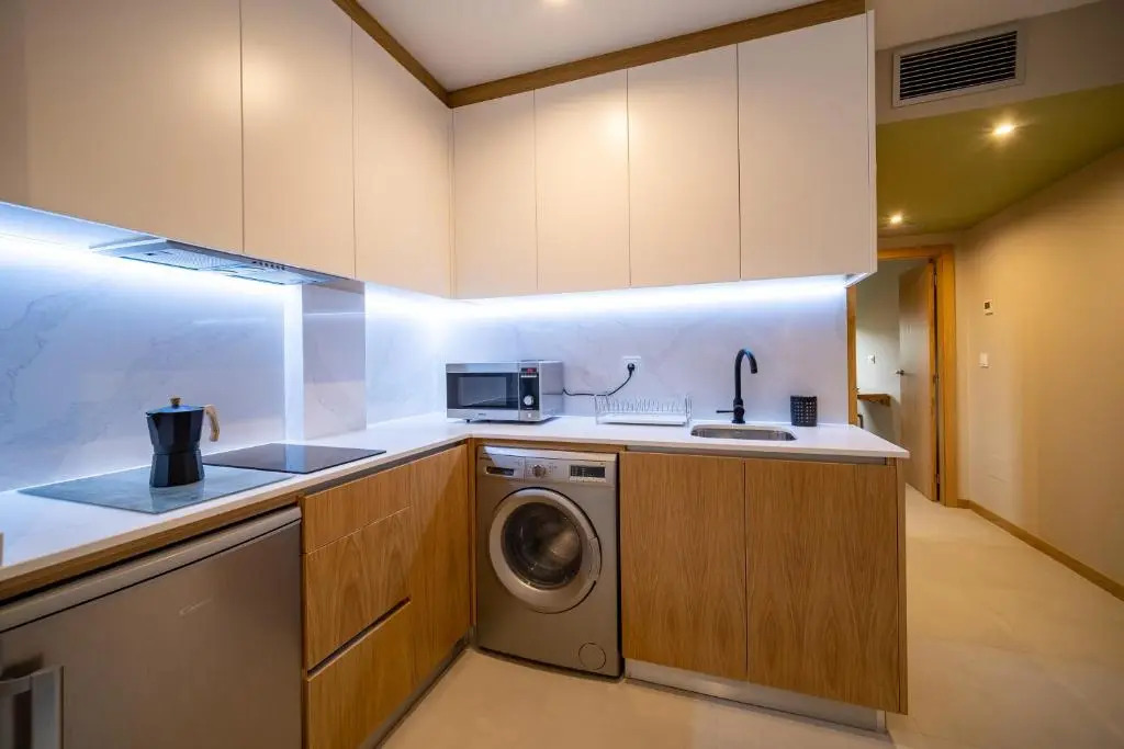 APARTAMENTOS LAS OLAS BY PANTIN