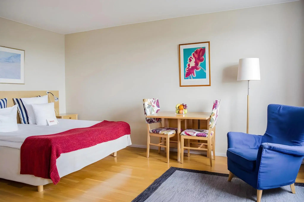 2Home Hotel Apartments