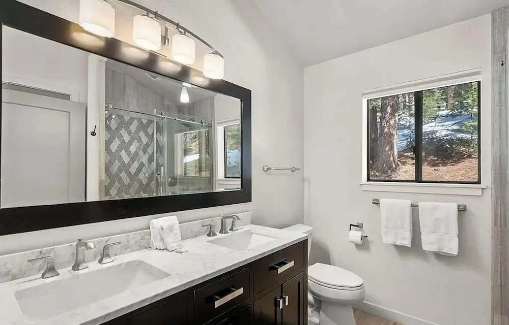 Cozy Spacious 4BD Modern Mountain Home
