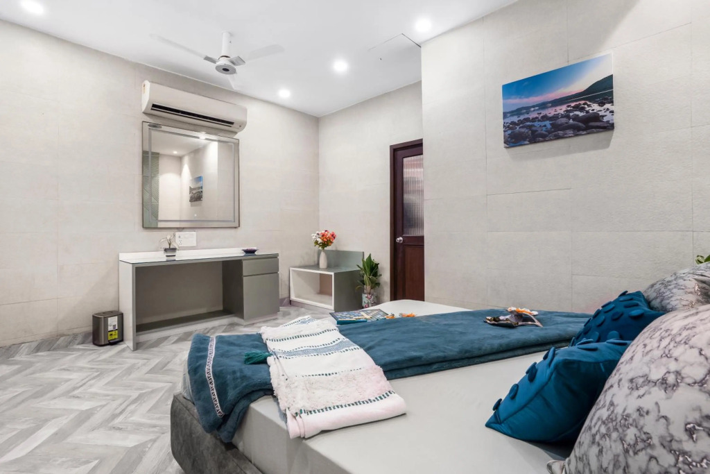 Pentagon - 5 Bedroom Apartment Saket, South Delhi