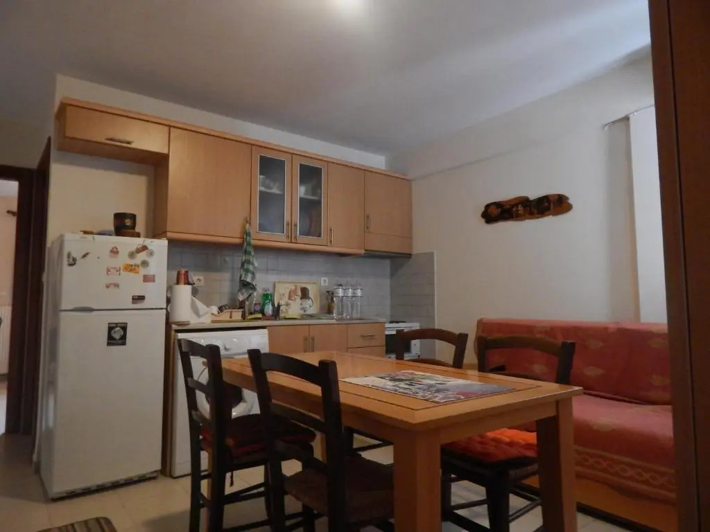 Semelis House