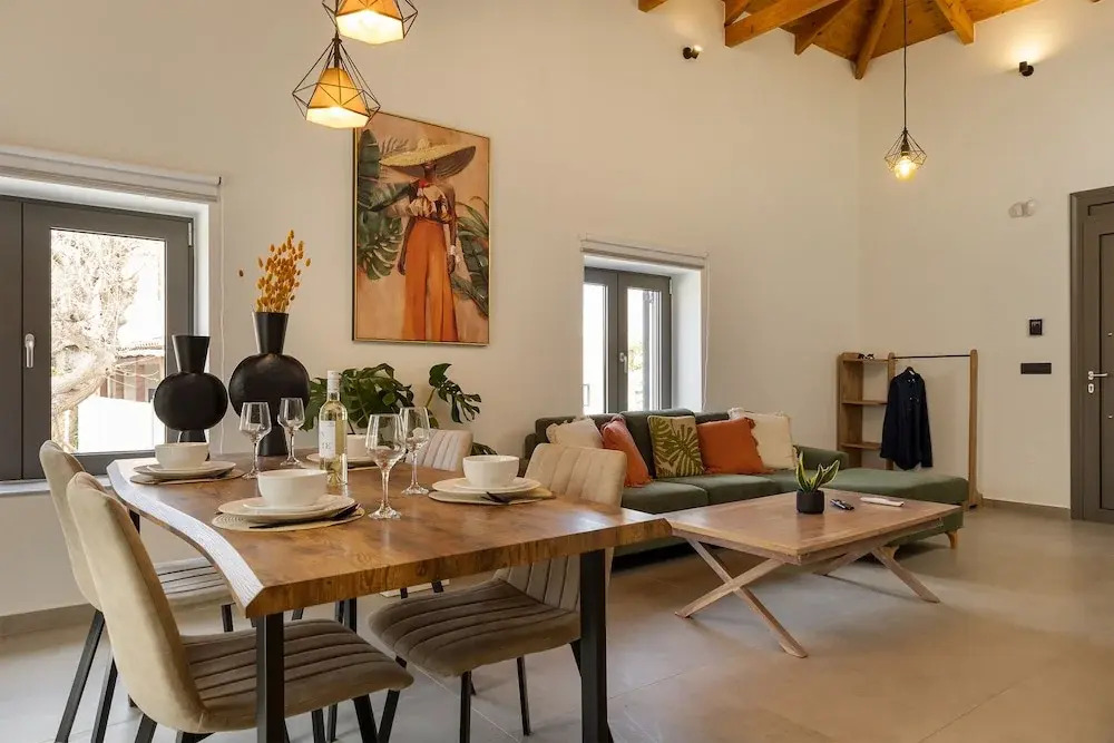 Casa Dionysia