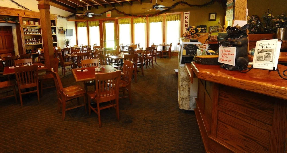 Seminole Inn