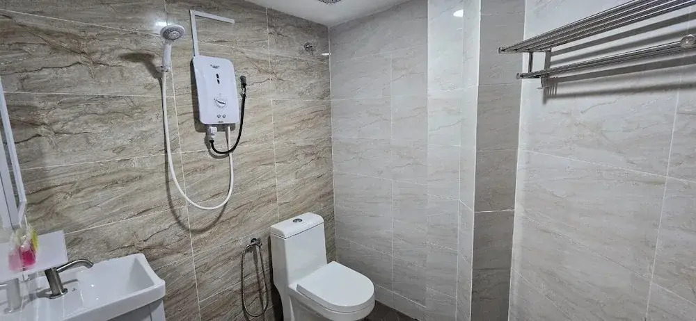 Enrich Hotel Semenyih by uBook