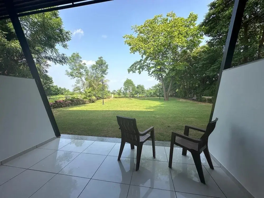 Bansari Greens Resort