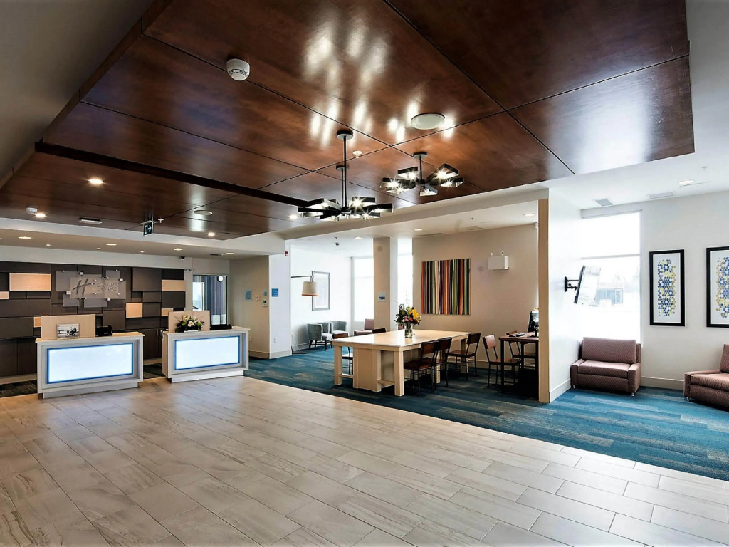Holiday Inn Express - Red Deer North by IHG