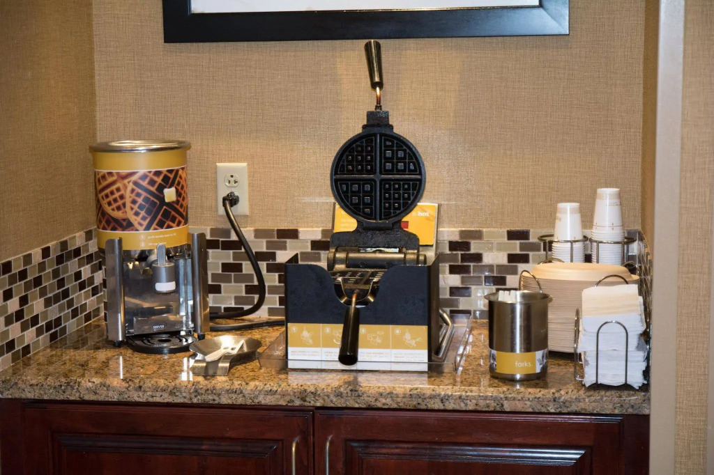 Hampton Inn - Springfield