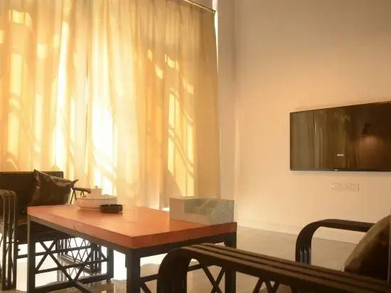 Yijian Apartment
