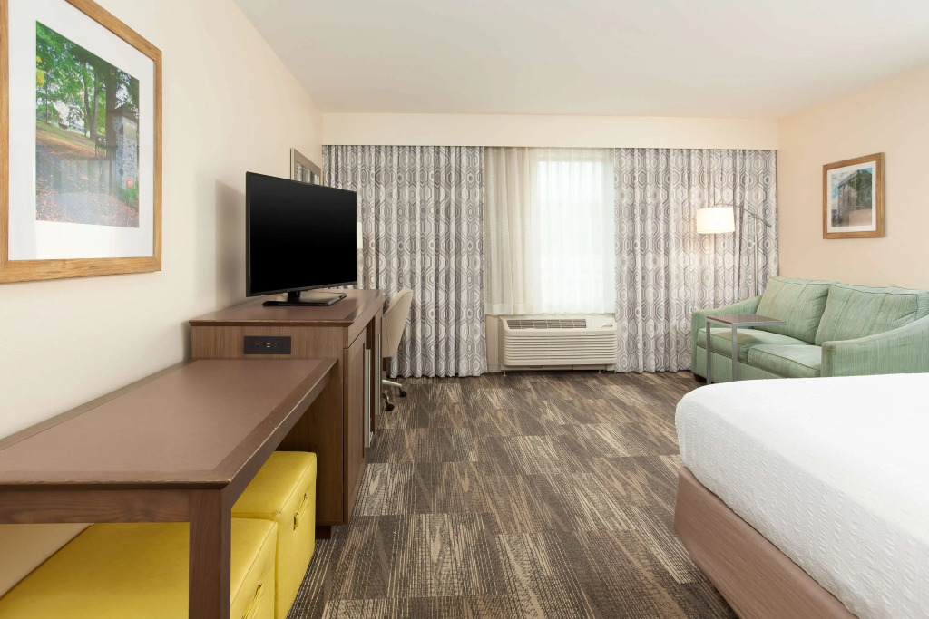 Hampton Inn & Suites Niles/Warren, OH