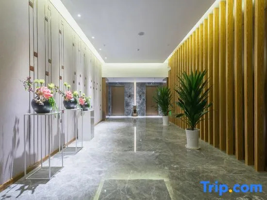 Yijia Hotel