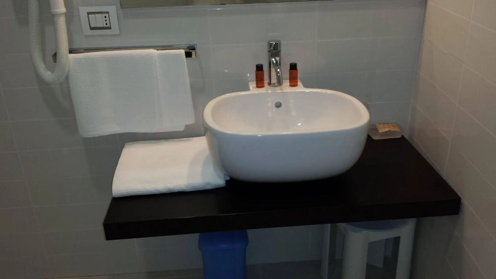 Buddi Hotel