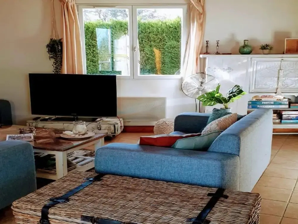 Holiday Home in Dordogne with Pool & Bubble Bath