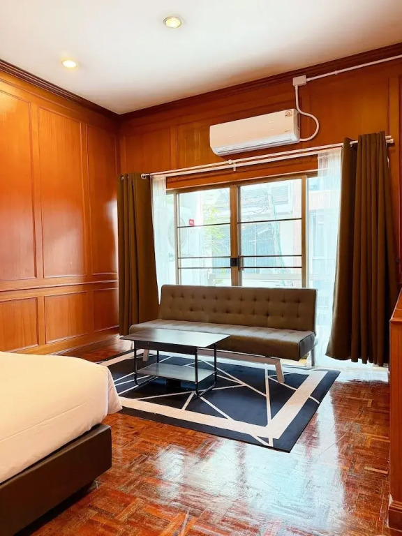 XXStay On Sukhumvit Soi 11 BTS Nana