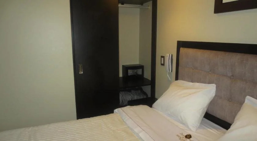 Real Suite