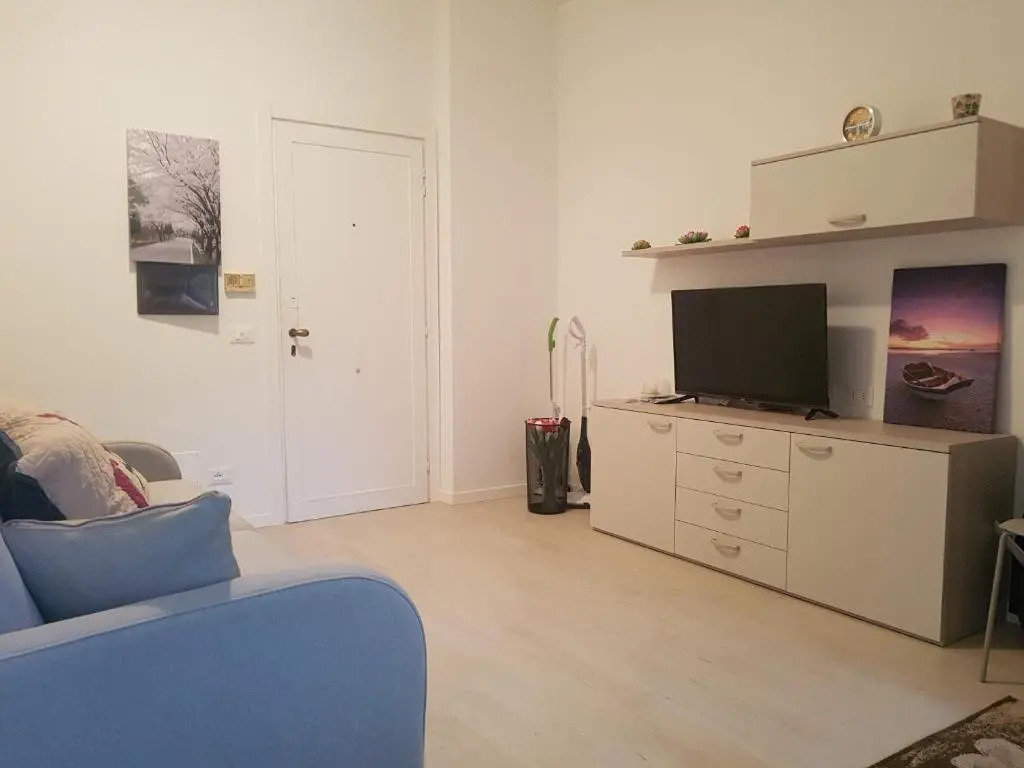 Olivia New Apt with - AC
