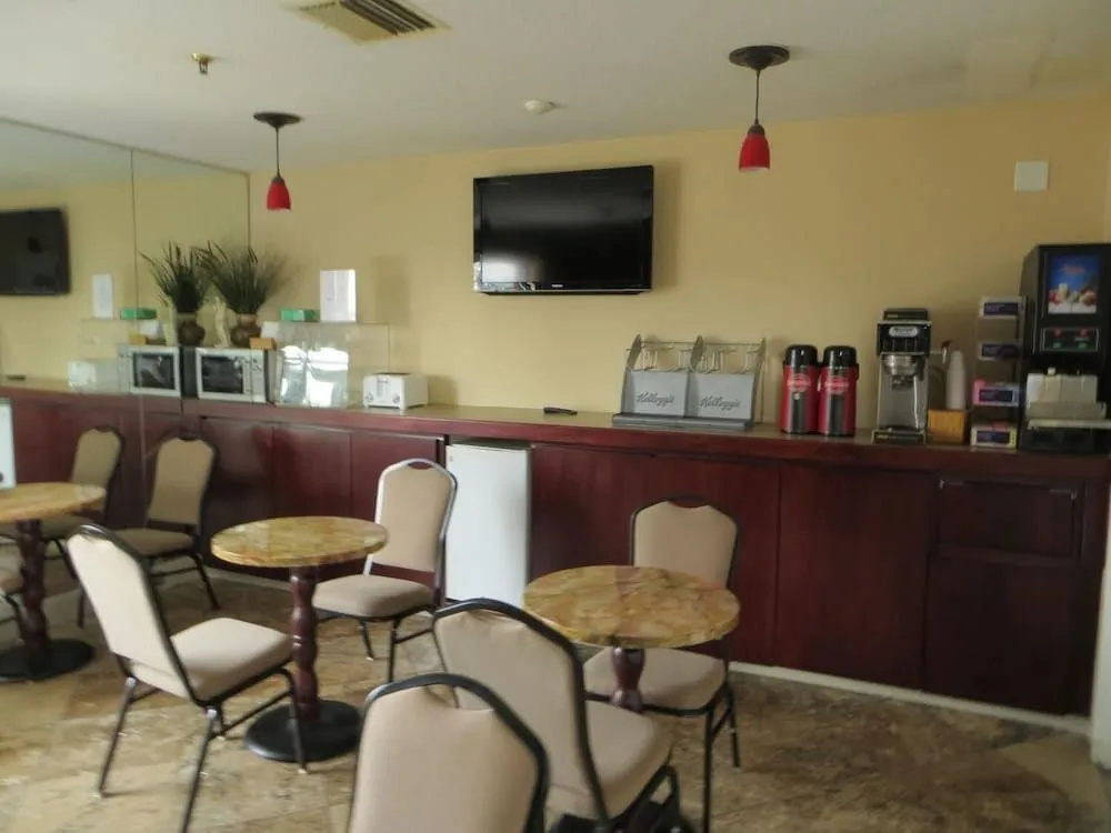 Homestyle Inn and Suites Springfield