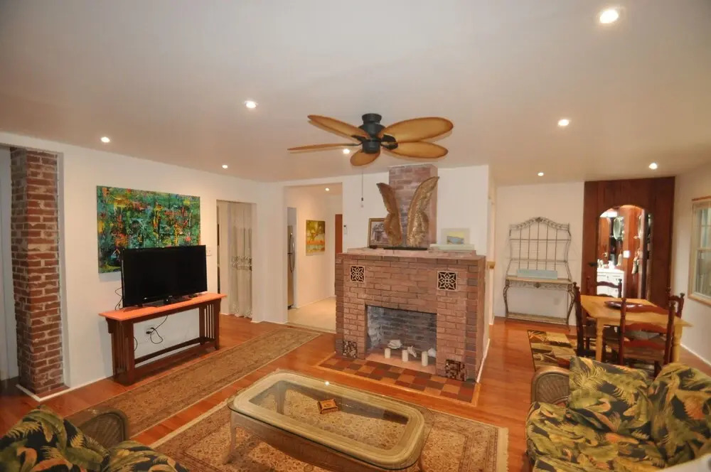 Treasure Island Beach Retreat N Sleeps UpTo 6