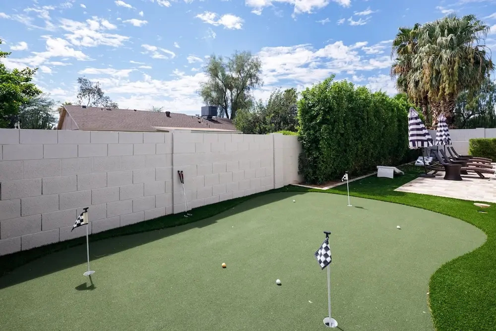 Luxe- Zephyr -Pool - Putting Green - Tons of Games