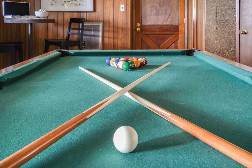 Horizon by Avantstay Stunning A-frame Cabin w/ Hot Tub, Billiards, Lake Views