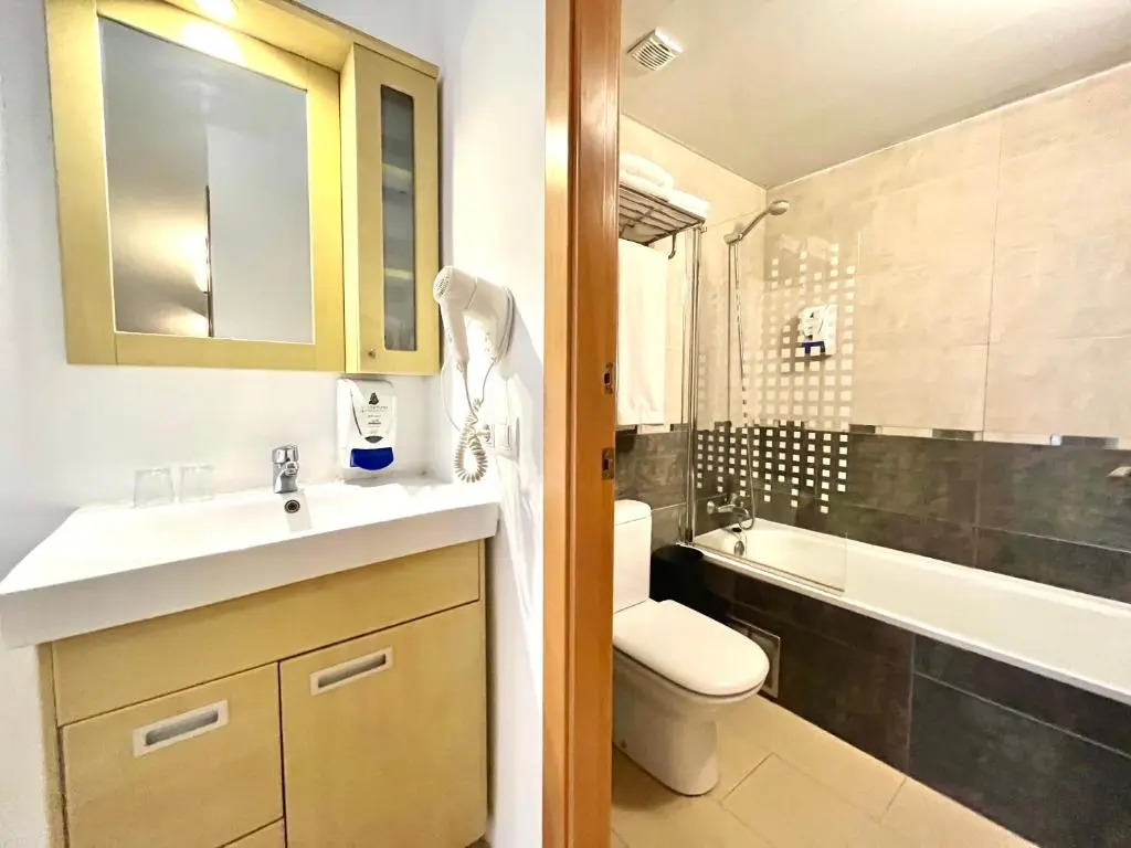 Neptuno Aparthotel