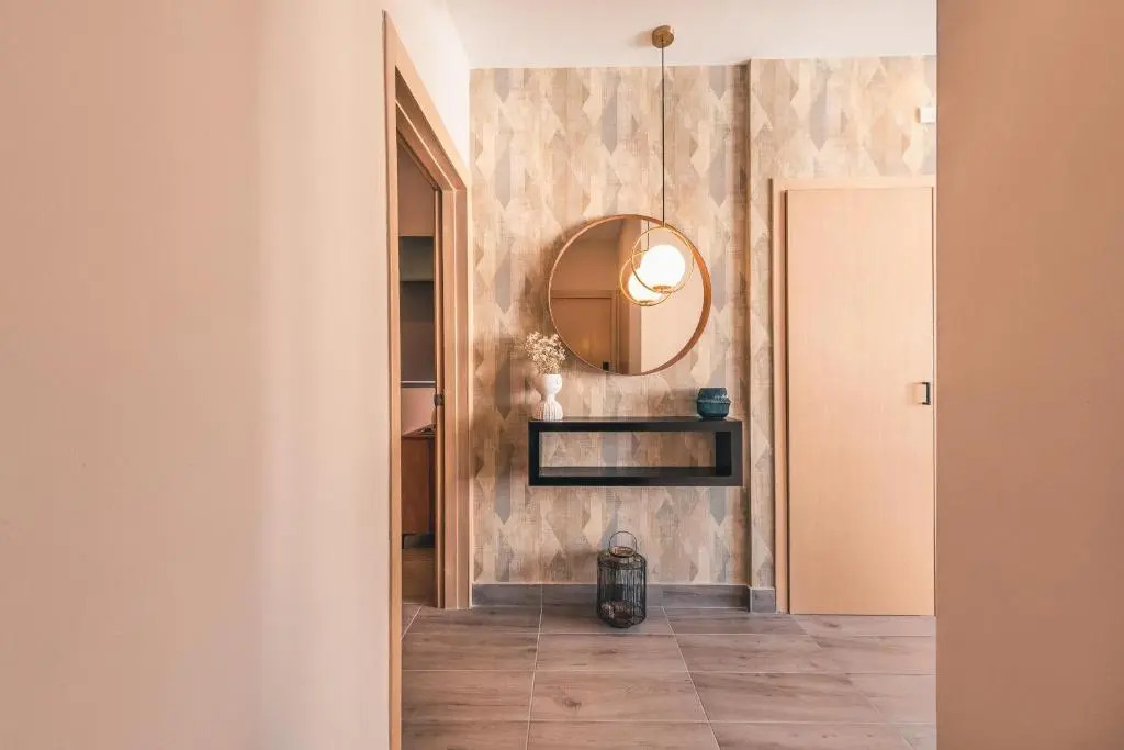 Regatta Living Hotel