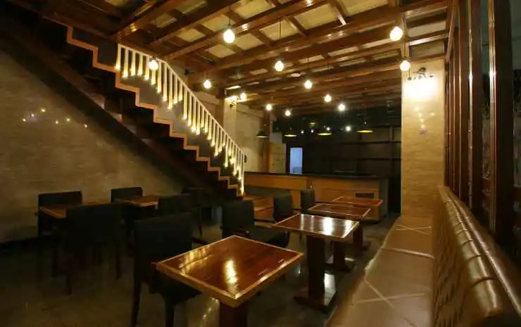 Altona Hotel