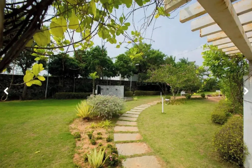 Lush Garden Resort by OYO Rooms