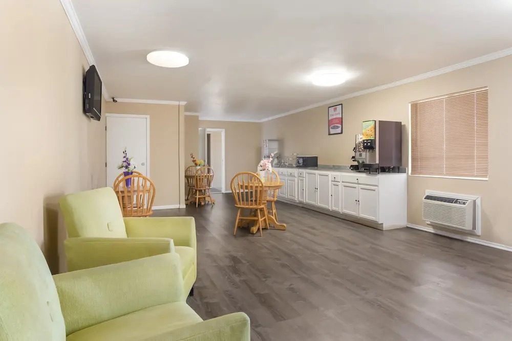 Americas Best Value Inn Concordia