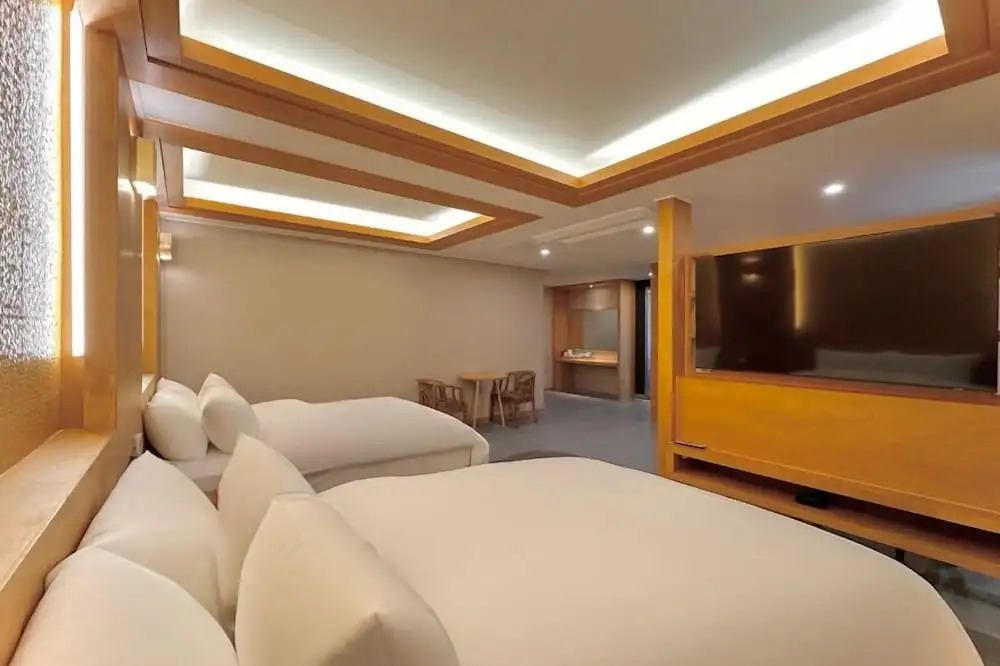 Sokcho Mir Hotel