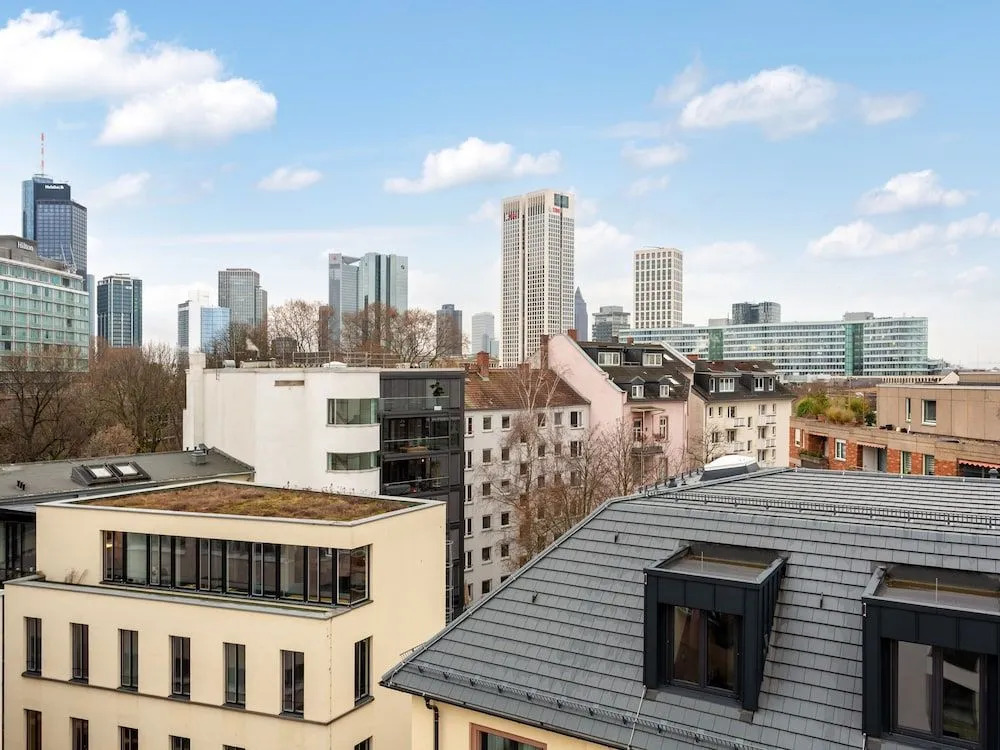 Numa Frankfurt Bloc
