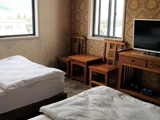 Jingxu Apartment (Jinghong No.1 Middle School Shop)