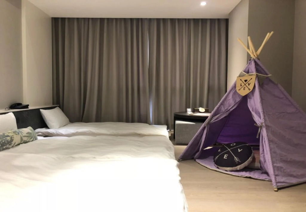 Hsin Hotel