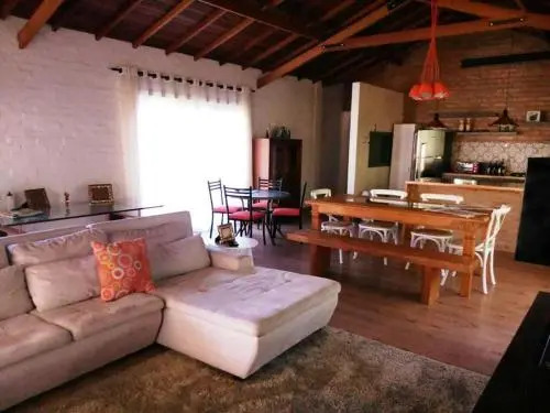 Casa LINDA TÉRREA e SUPER ACONCHEGANTE 3 Suítes