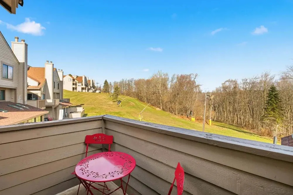 Seven Springs Sunridge 1 Br Condo, Ski-in/out 1 Bedroom Condo