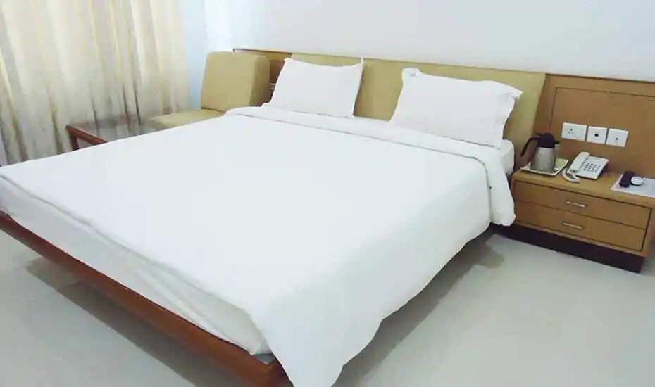 Sybaritic Suites