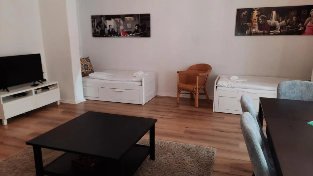 Family Apartment for 6 guests, Mitte Moabit