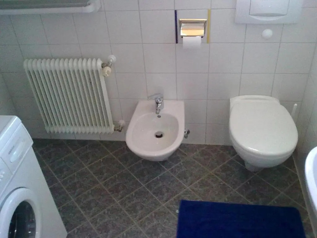 Zimmer und Ferienwohnungen "Heidis Welt" Podlanig