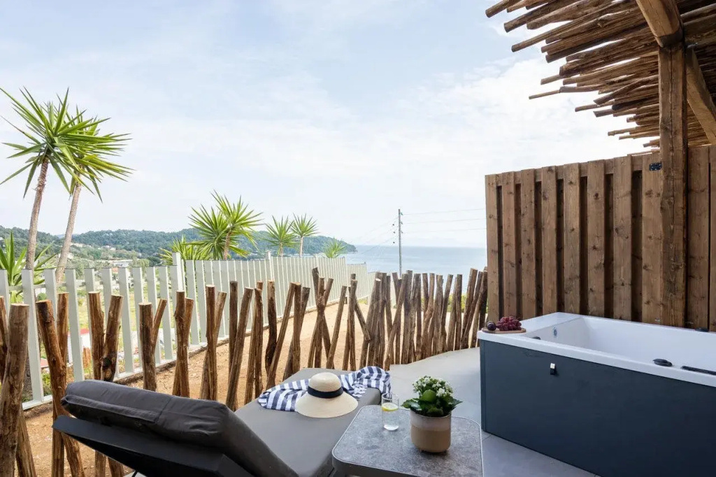 Petra Nera Skiathos, Philian Hotels & Resorts