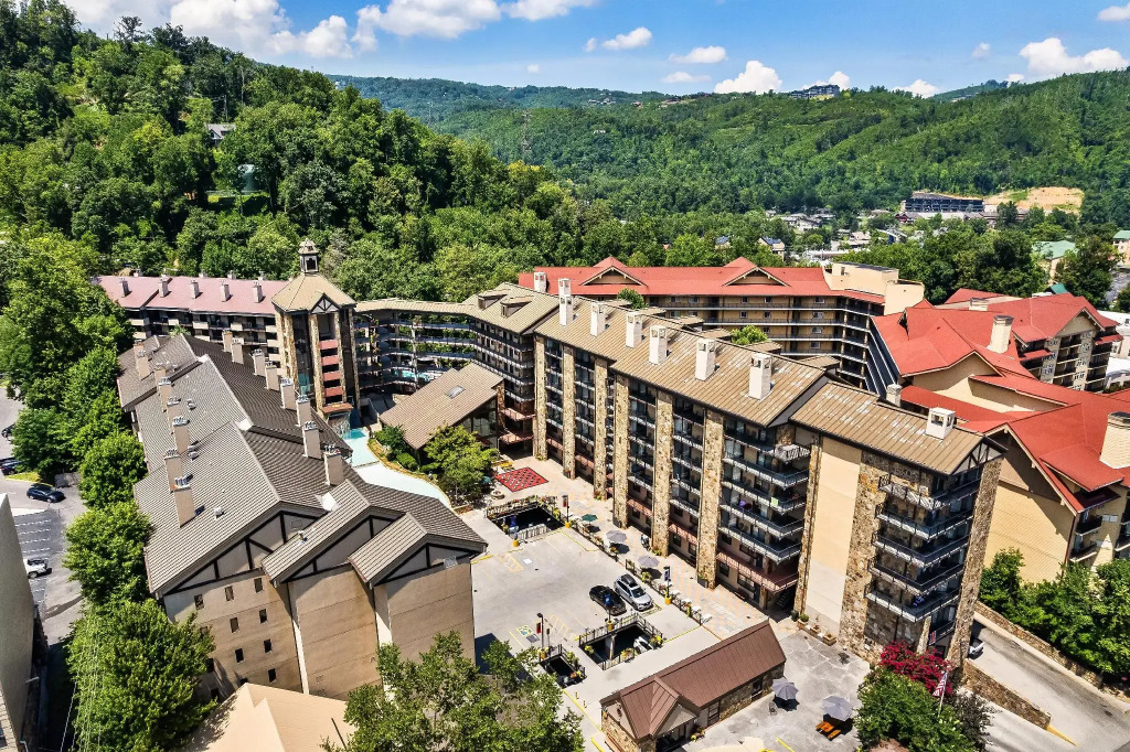 Gatlinburg Town Square