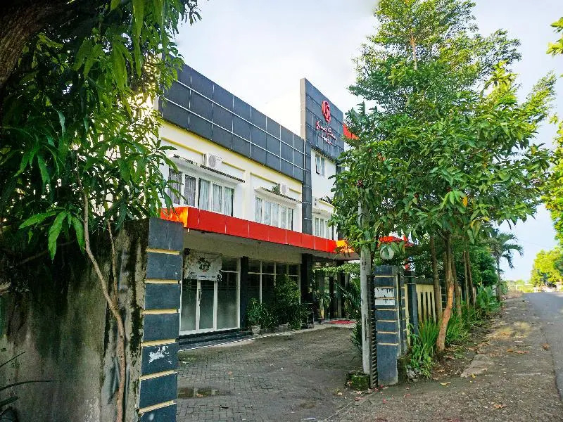 Hotel Grand Saota Syariah Soppeng RedPartner