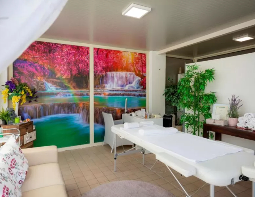Hotel Harrys