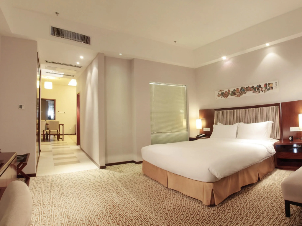 Mercure Beijing Downtown