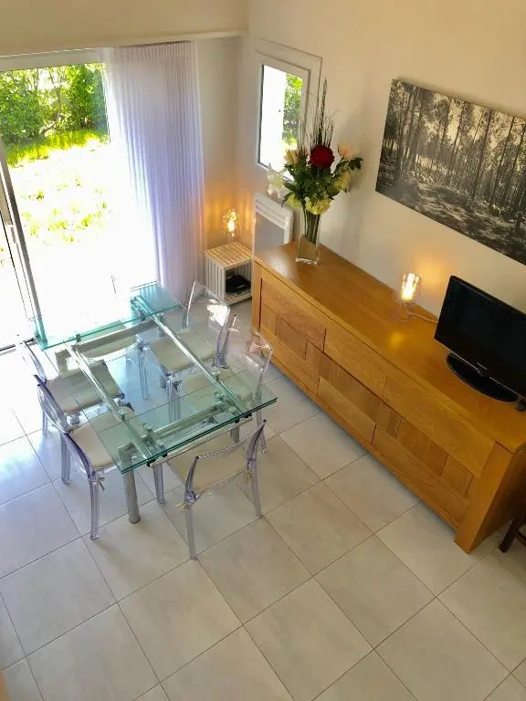Villa La Plage Pour 7 Personnes A Proximite Du Port De Plaisance