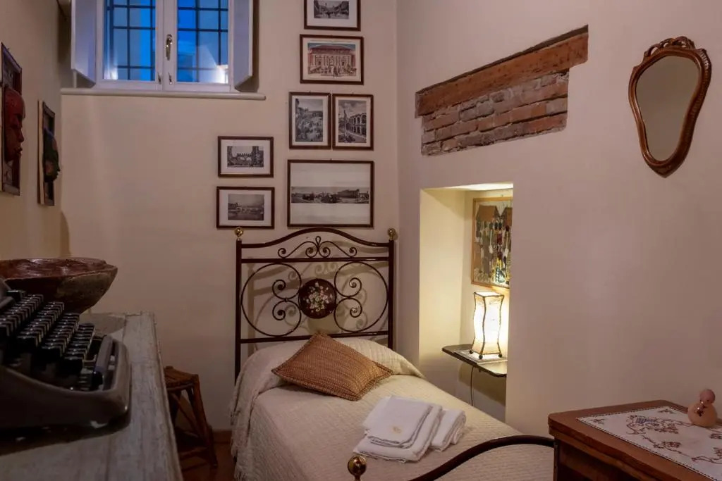 Ai Cinque Archi