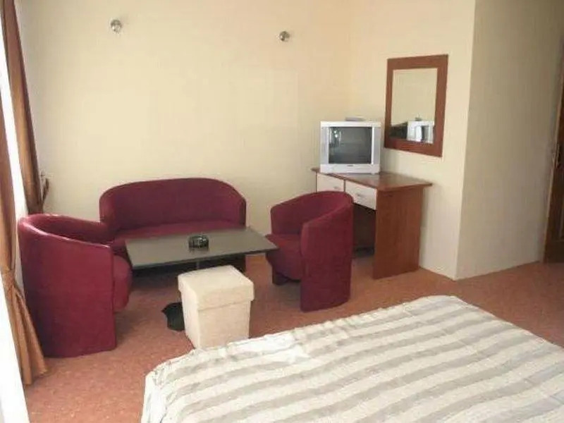 Hotel Istatov