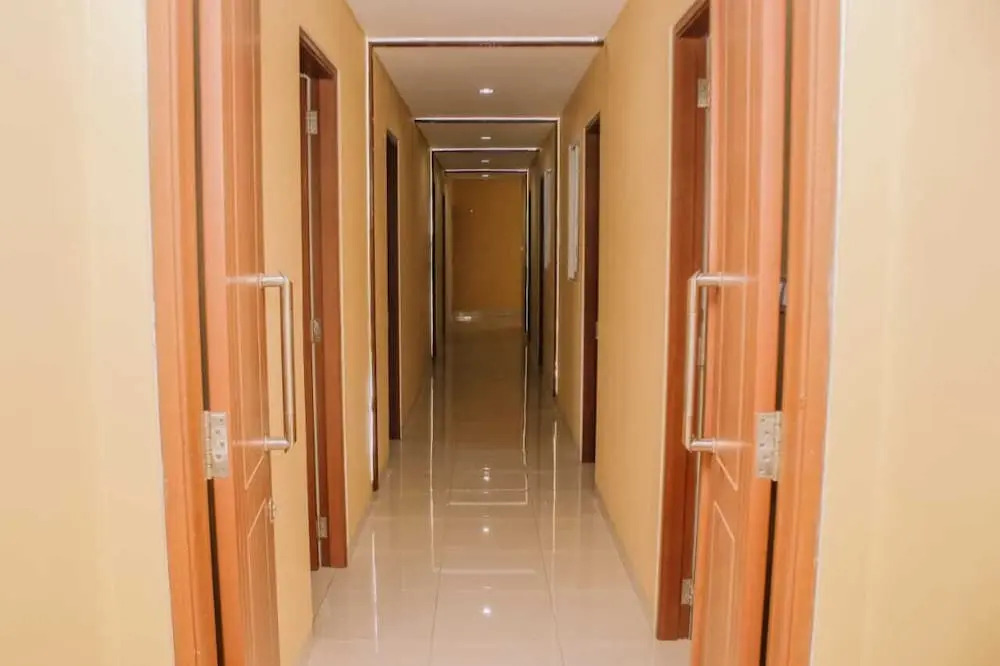 Merlin Hotel