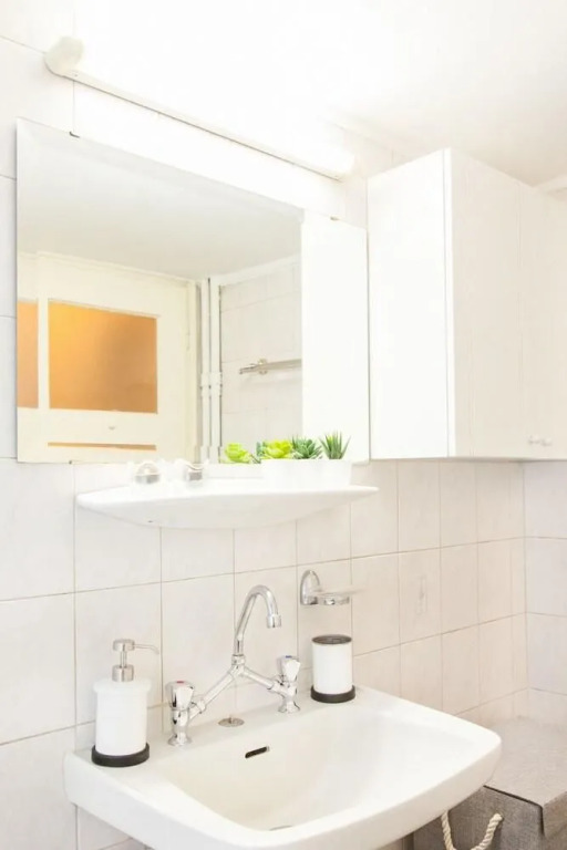 Stay In Pagkrati In A Newly Renovated & Stylish Apartment